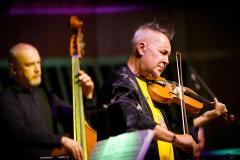 Nigel Kennedy & Band - foto: Tomasz Czernek - Muzyczny Kraków