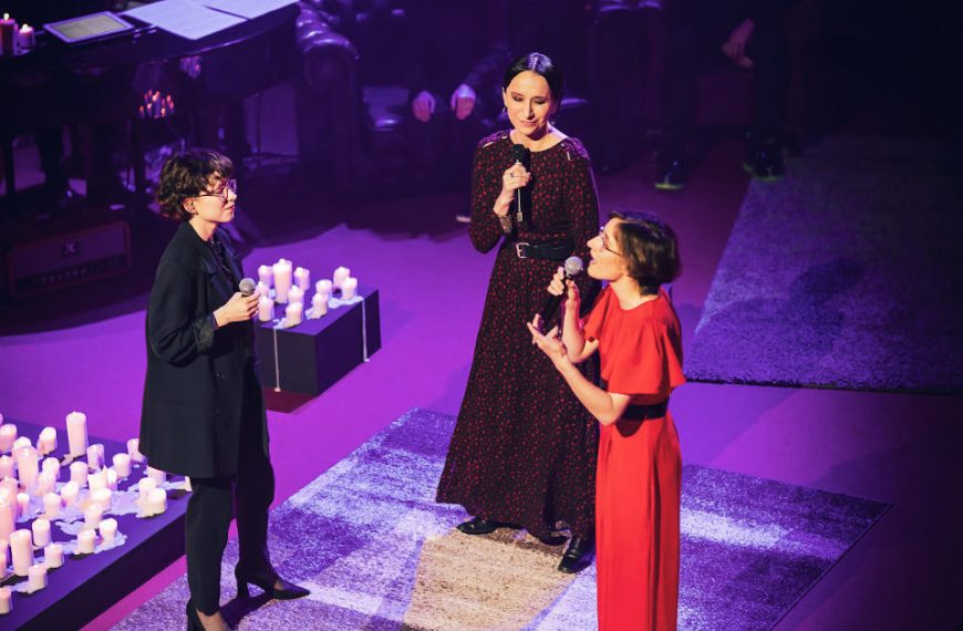 Nie taka cicha – duet Asia Nawojska i Ralph Kaminski na święta