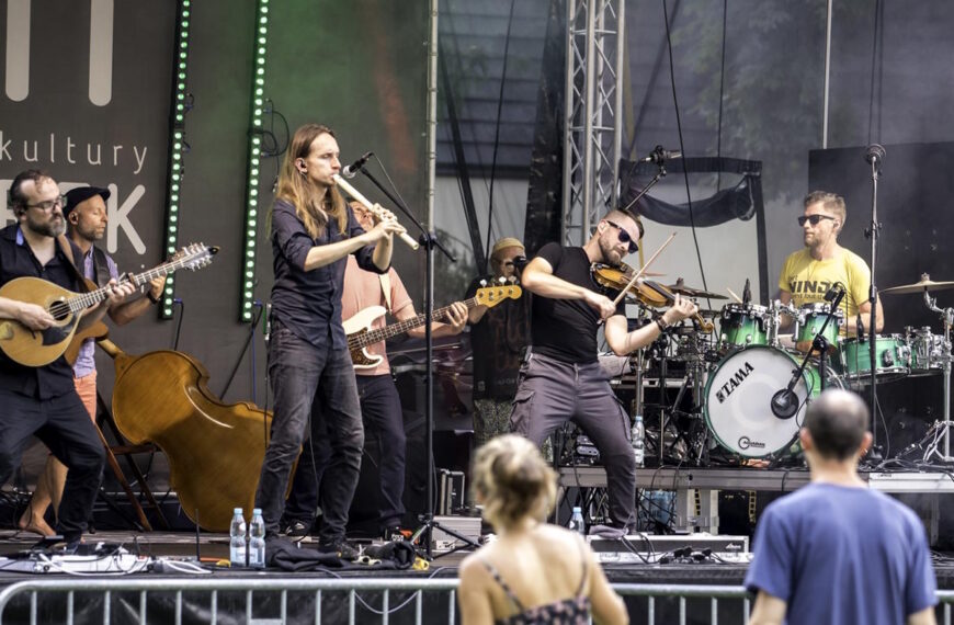 Muzyczne Lato – BELTAINE w Dworku Białoprądnickim
