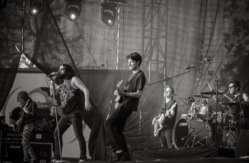 Jack Moore & Quentin Kovalsky – premiera płyty”Electric Neverland”